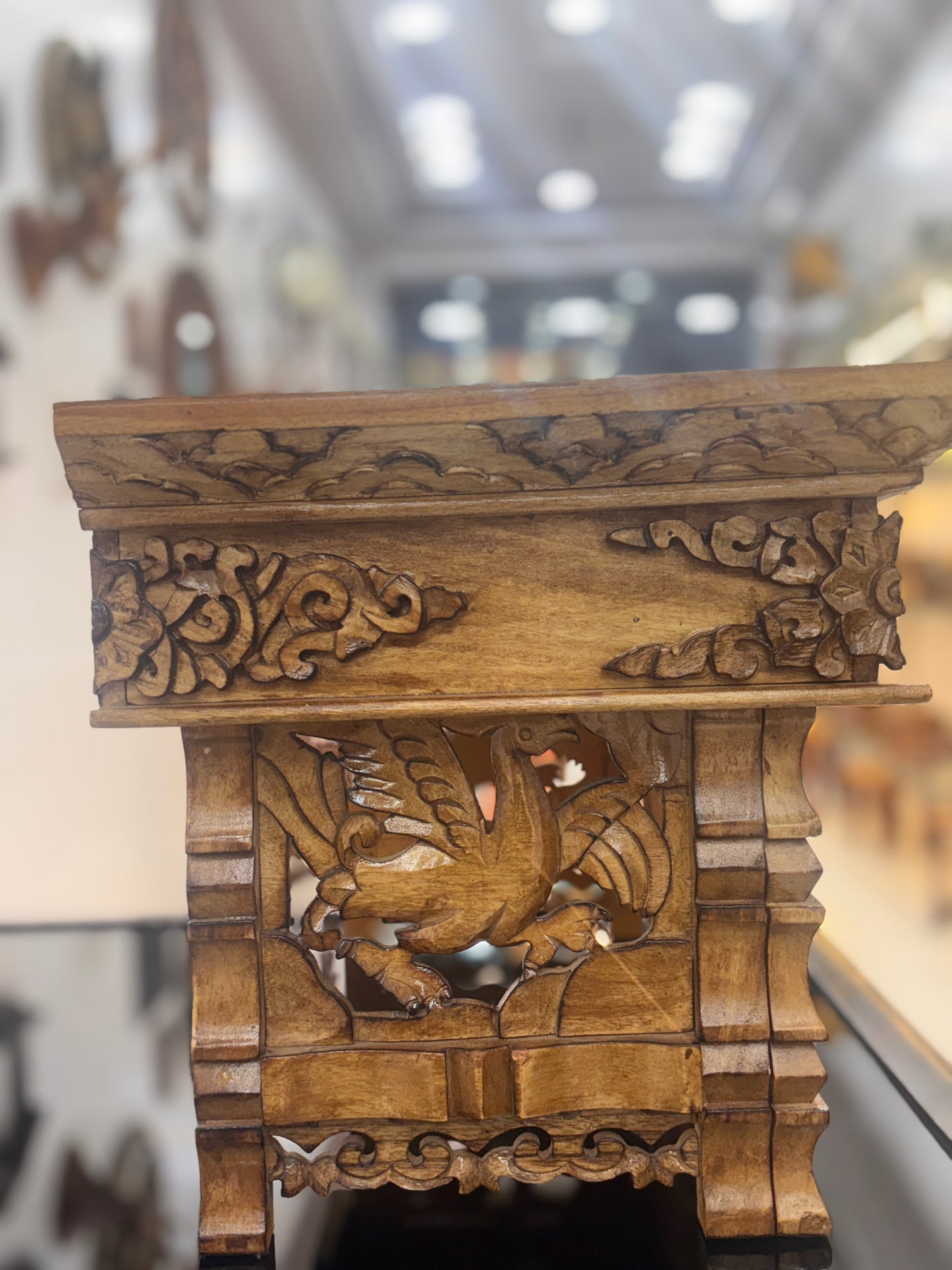 Tibtian Table 3 Side