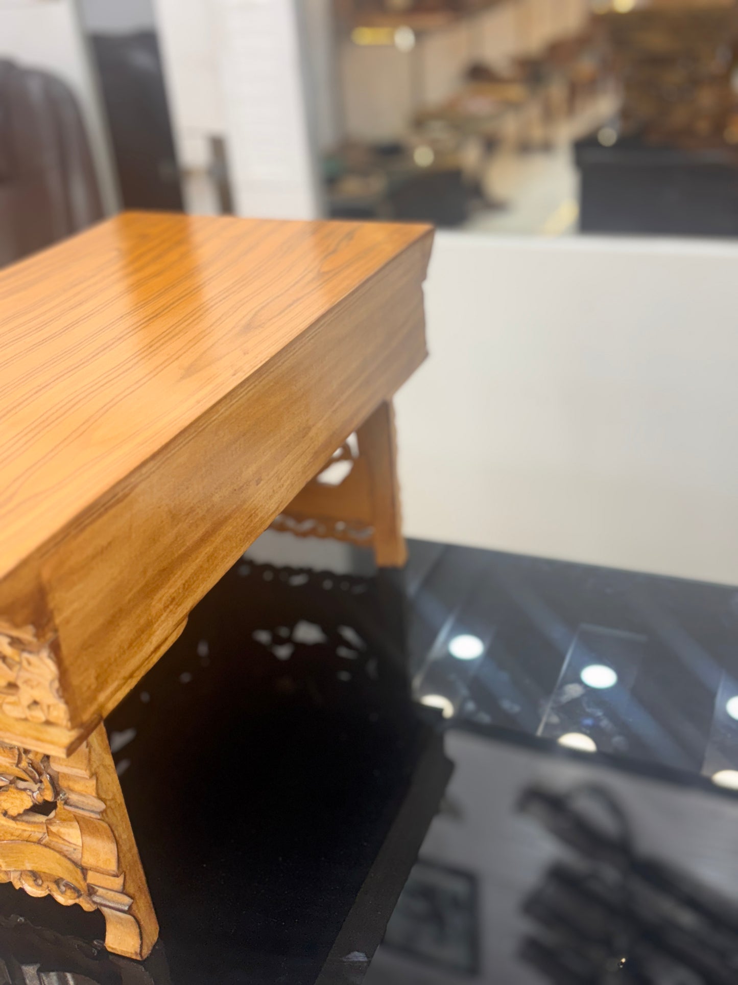 Tibtian Table 3 Side