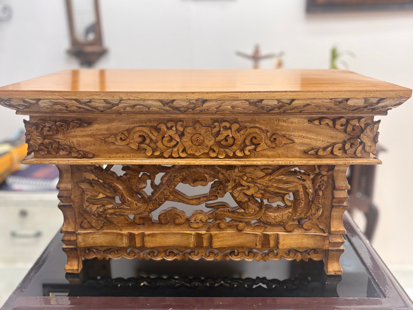Tibtian Table 3 Side